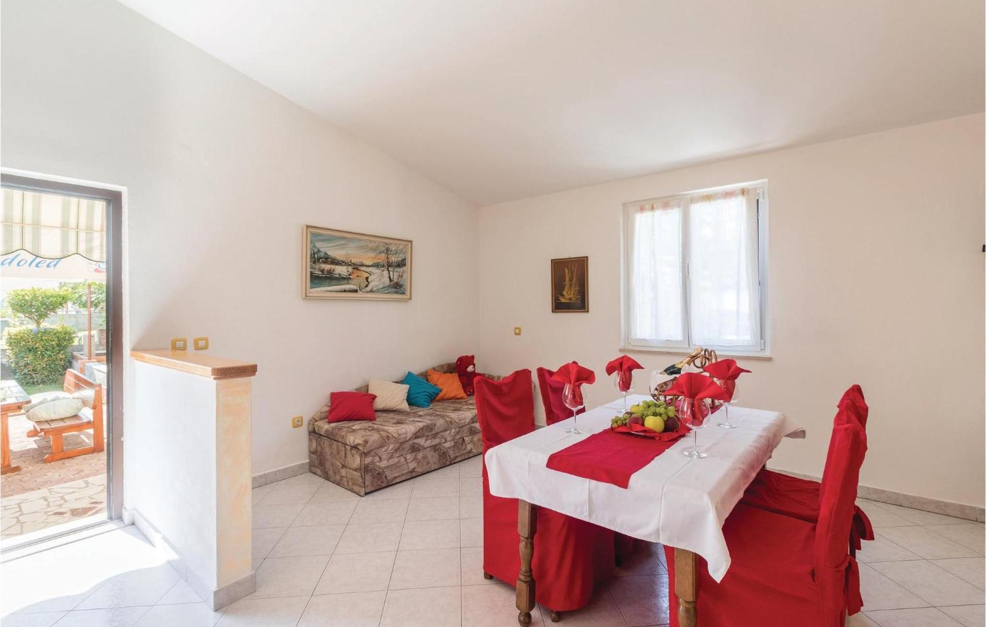 2 Bedroom Amazing Home In Pula Zewnętrze zdjęcie
